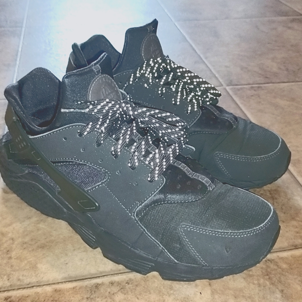 Nike Air Huarache Triple Black